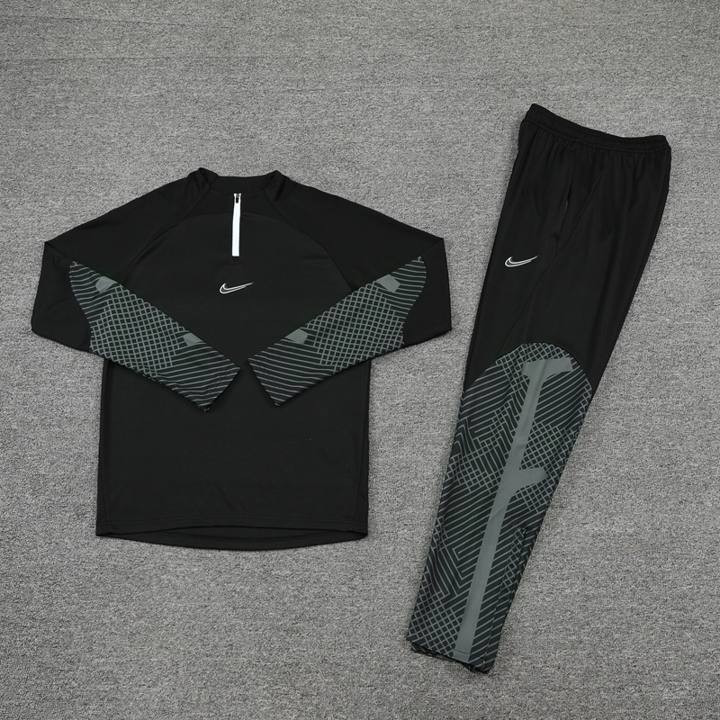كرم ديزاينز » Nike Half Zip Tracksuit Black